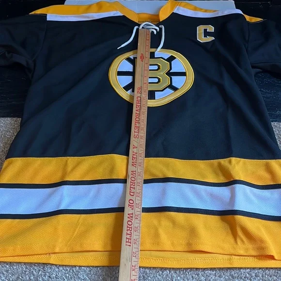 Boston Bruins Throwback Johnny Bucyk Retro Hockey Jersey Black Yellow Sz XXL 56